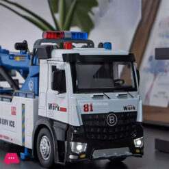 1:18 Rescue Tanker Double Ditch Obstacle Clearing Toy Car Model Alloy Diecast Sound Light