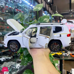 1:18 Toyota Land Cruiser Lc300 Suv Alloy Car Diecast Model Children'S Toy Kids Gift Birthday Present For Boys Trendy Display 17 1:18 Toyota Land Cruiser Lc300 Suv Alloy Car Diecast Model Children'S Toy Kids Gift Birthday Present For Boys Trendy Display