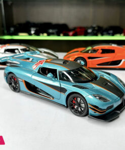 1:24 Scale Koenigsegg One:1 Supercar Diecast Alloy Car Model Sound and Light