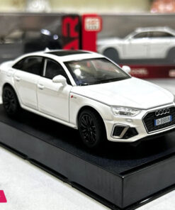 1:32 Audi A4 Alloy Car Diecast Model Rubber Tire Vehicle With Light Sound - Image 3