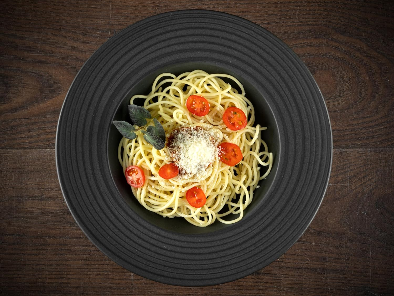 Danny Home Round Deep Plate  8 Inch