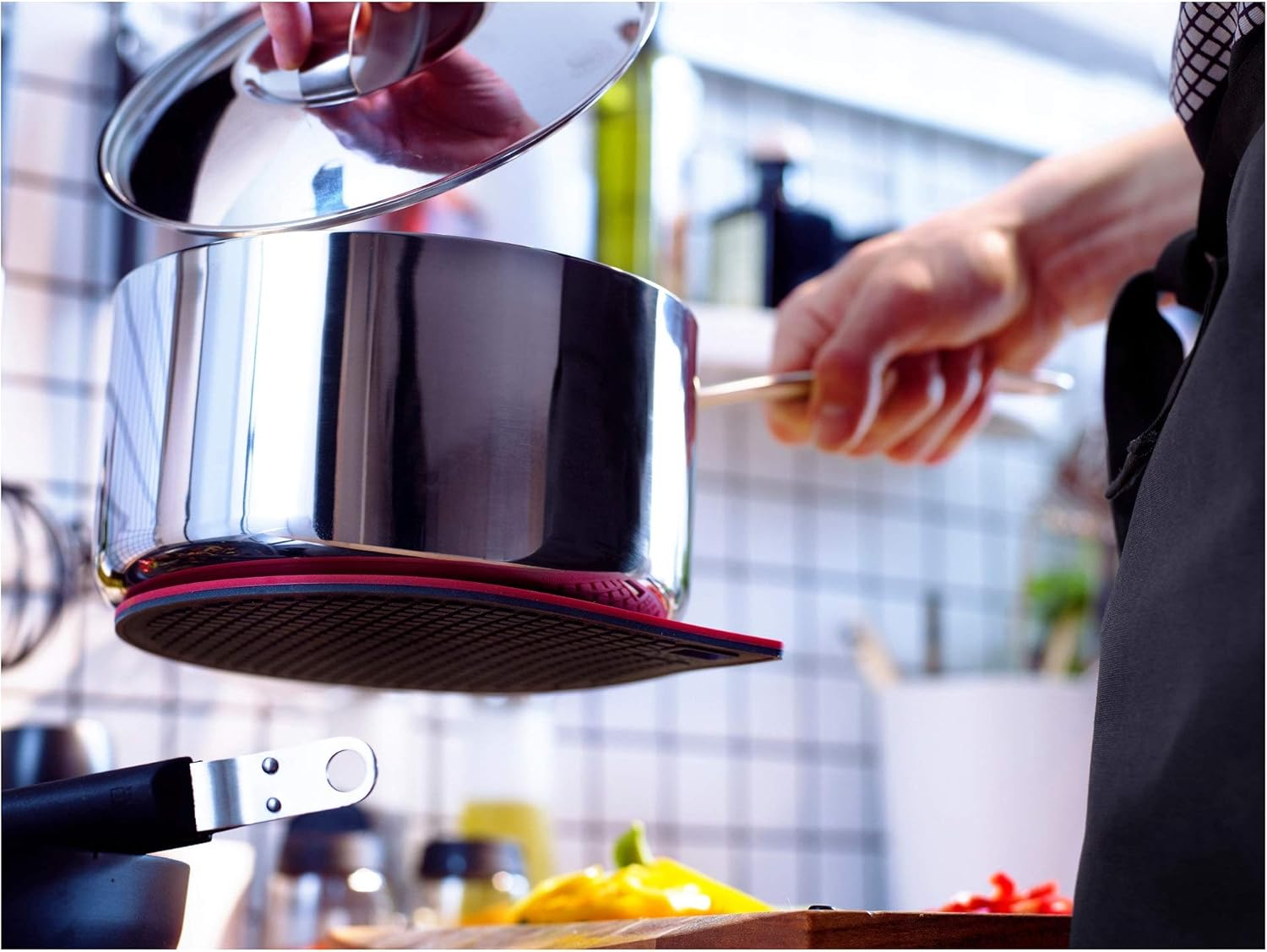 Ikea Gunstig Trivet Pot Stand Magnetic Red, Dark Gray