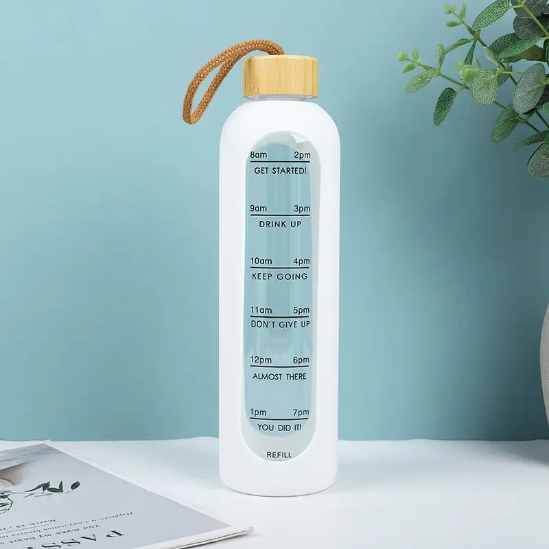 Silicon Cover Glass Cup Time Market Drinking Water Bottle With Rope Screw Bamboo Lid Unique Design 1000 Ml
