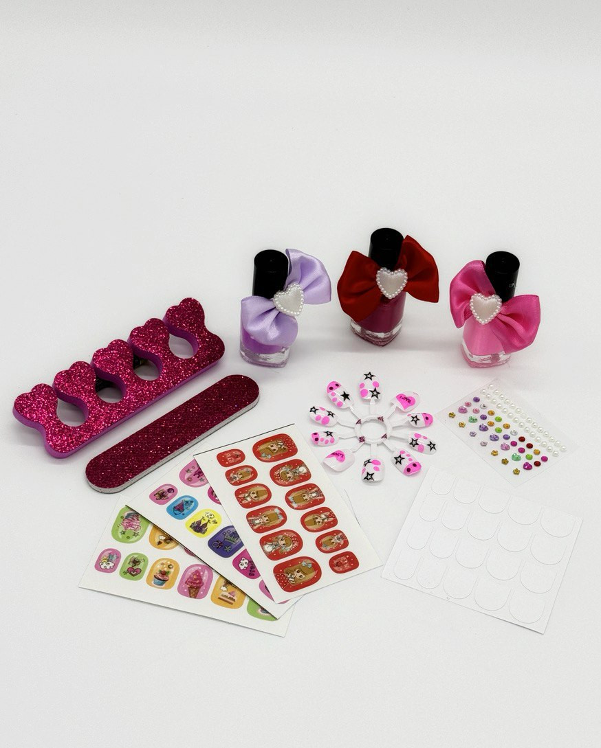 Manicure Set Nail Art-3 Varnish + Design