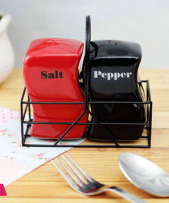 Ceramic 2 Pcs Salt and Pepper Shaker