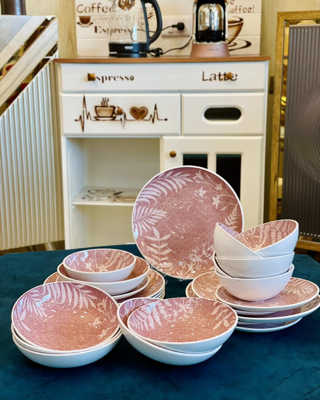 Danny Home Leaf Silhouette Printed Dinner Set 24Pcs