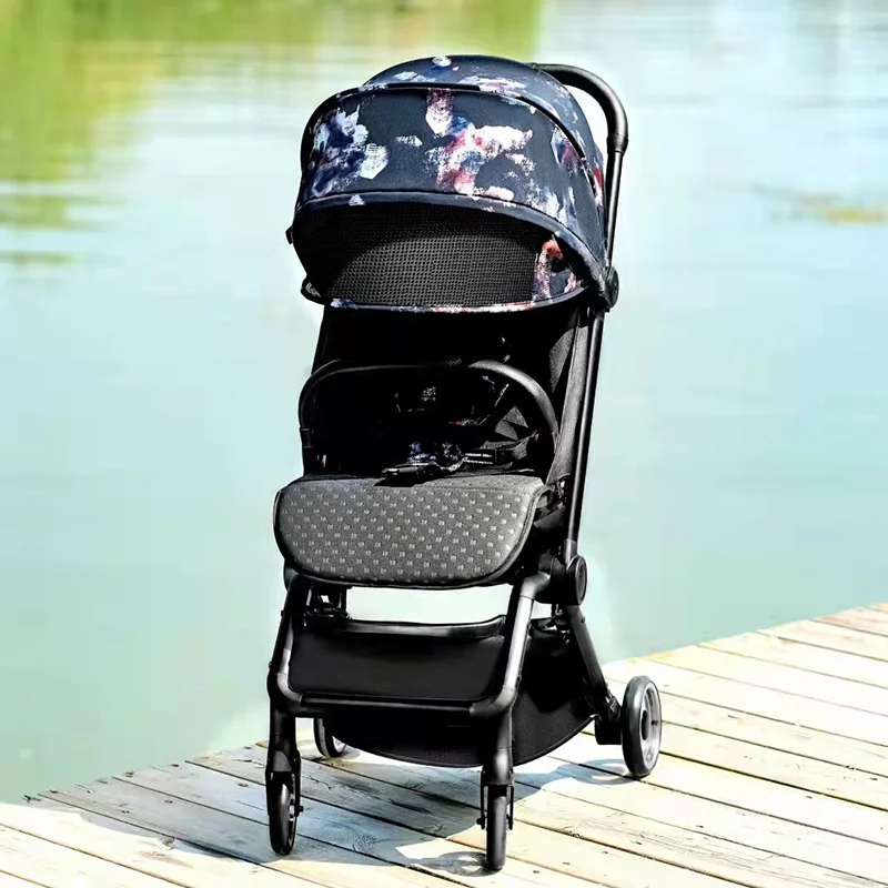 New Style Automatic Folding Lightweight Baby Strollers 8 New Style Automatic Folding Lightweight Baby Strollers