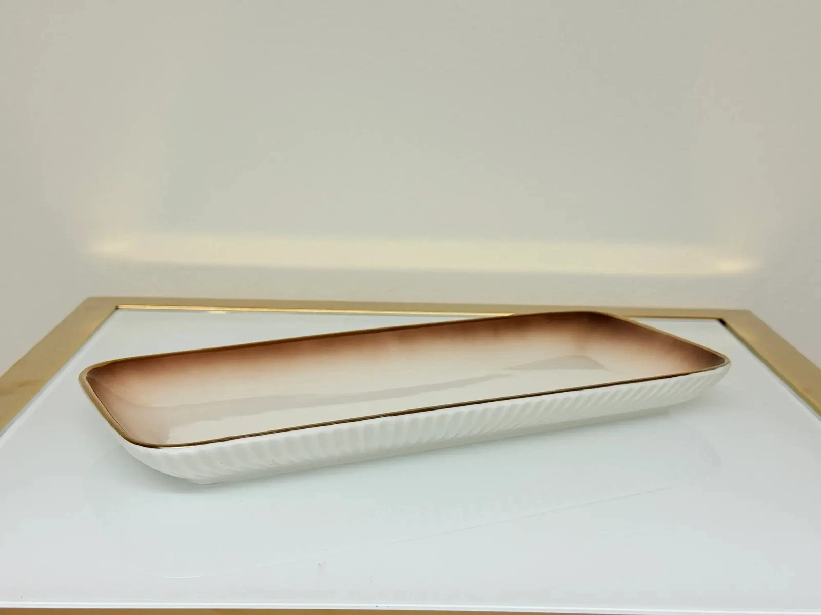 32-Piece Gradient Ceramic Dinnerware Set With Gold Trim