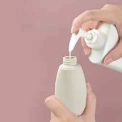 3Pcsset Travel Refillable Cosmetic Containers 60Ml Travel Bottles Set Mini Squeeze Bottles For Toiletries Shampoo Conditioner