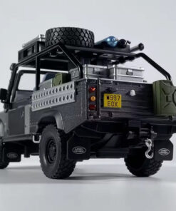 1:24 Defender 110 Range Rover Off-Road Vehicle Model Toys Alloy Diecas 18 1:24 Defender 110 Range Rover Off-Road Vehicle Model Toys Alloy Diecas