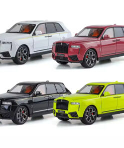 1:24 Rolls Royce Cullinan Alloy Fashionable Sedan Model Car Ornament S