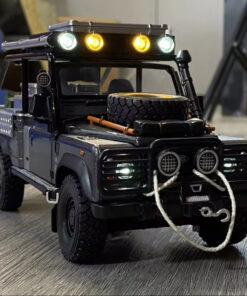 1:24 Defender 110 Range Rover Off-Road Vehicle Model Toys Alloy Diecas 14 1:24 Defender 110 Range Rover Off-Road Vehicle Model Toys Alloy Diecas