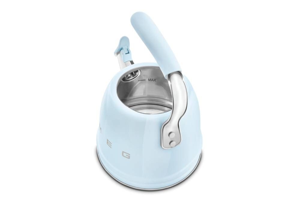 smeg-50s-retro-style-stovetop-whistling-kettle