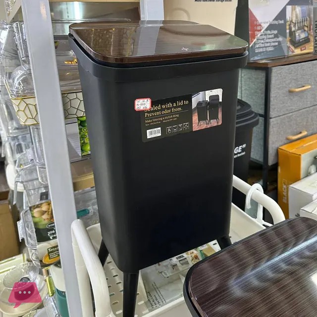 Trash-Can-With-Press-Lid---15Liter