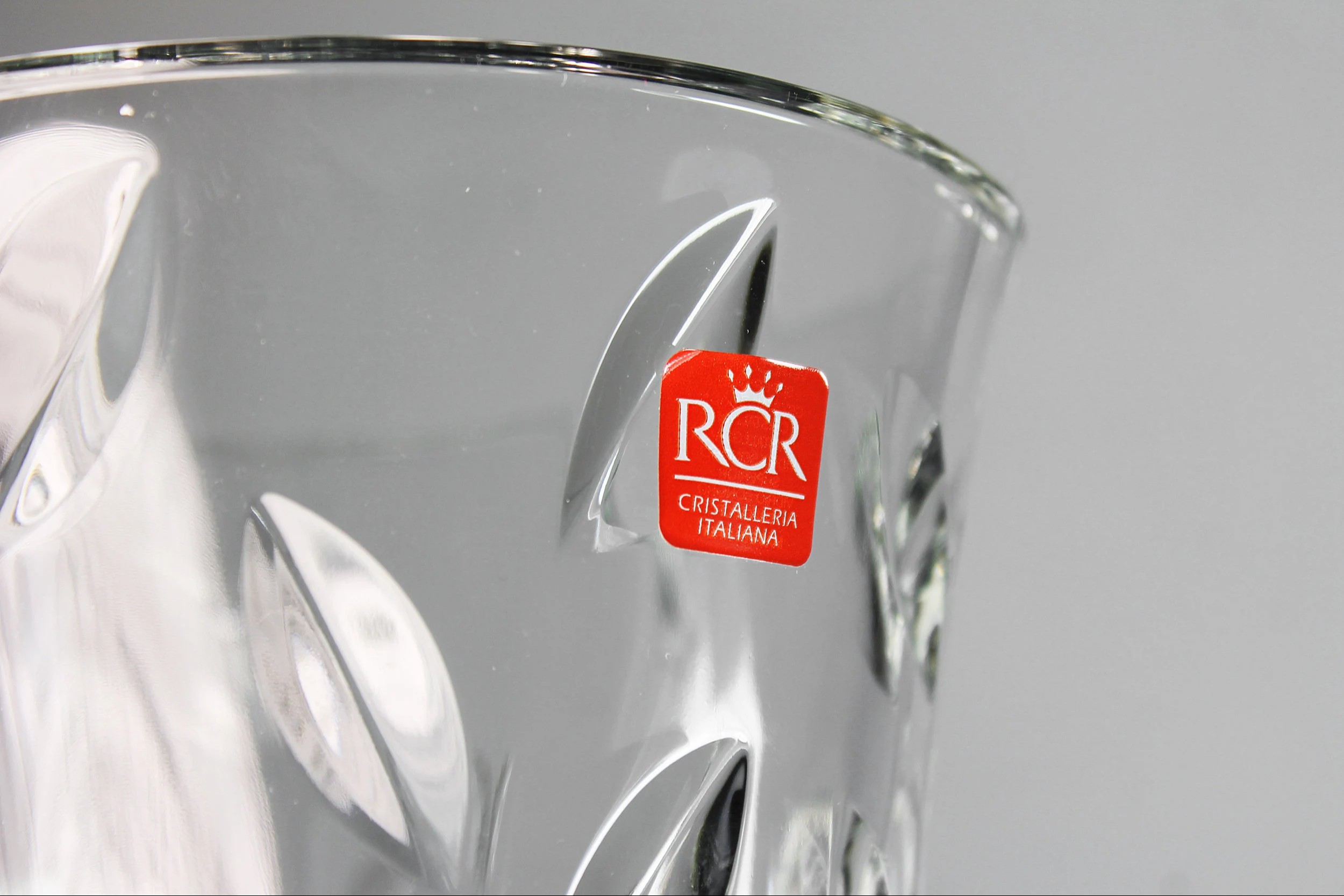 Rcr Crystal Laurus Flower Vase 10 Inch – 257670 15 Rcr-Crystal-Laurus-Flower-Vase-10-Inch-&Ndash;-257670