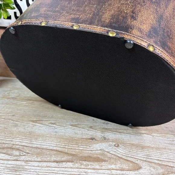 Antique Style Ottoman Storage Stool Leather Storage Chair