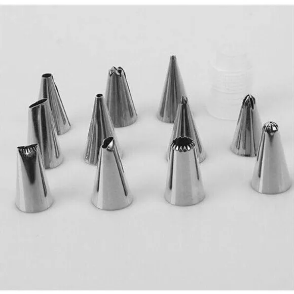 Cake Decorating Icing Nozzels With Coupler thumbnail 2