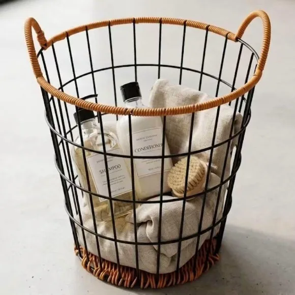 Large Wicker Laundry Basket – Round & Square Designs