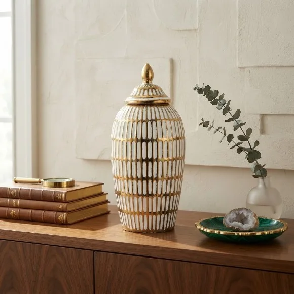 Light Luxury Ceramic Porcelain Vases for Living Room Entrance Bedroom Decorations Creative General Altar Jars