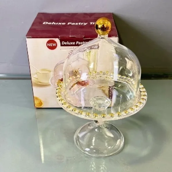 Mini Pedestal Patisseries Cake Stand Glass Plate with Glass Dome Cover