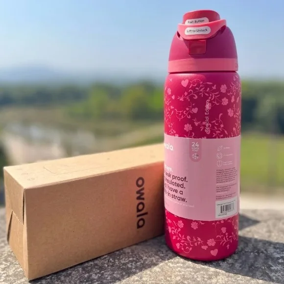 Owala FreeSip Latest Collection Red with Pink Bottle 32oz